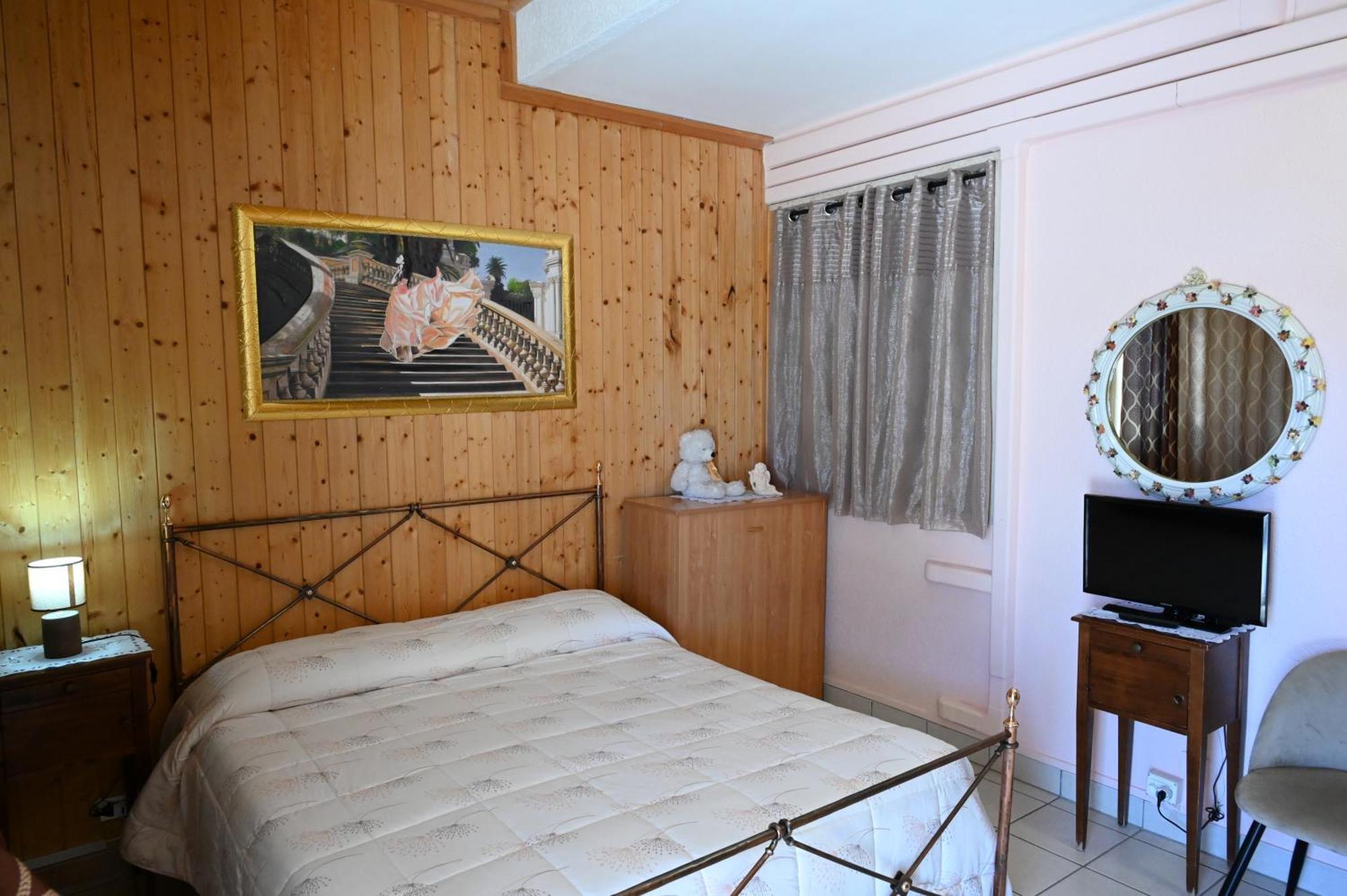 B&B Residenza Relax Dei Trulli 阿尔贝罗贝洛 外观 照片
